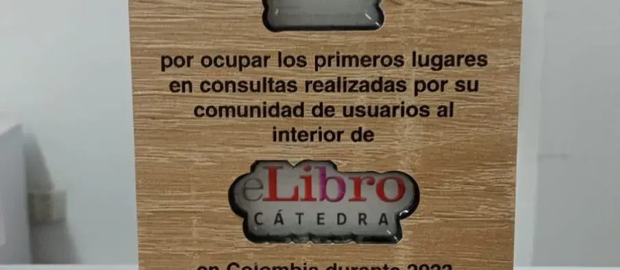 Trofeo de madera.